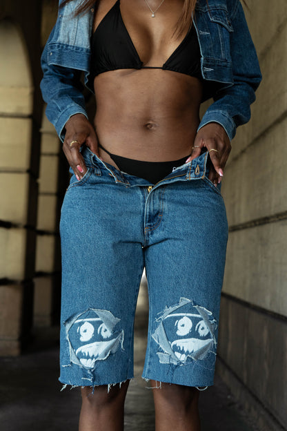 "Reveal" Shorts